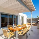 Villa Zoe *