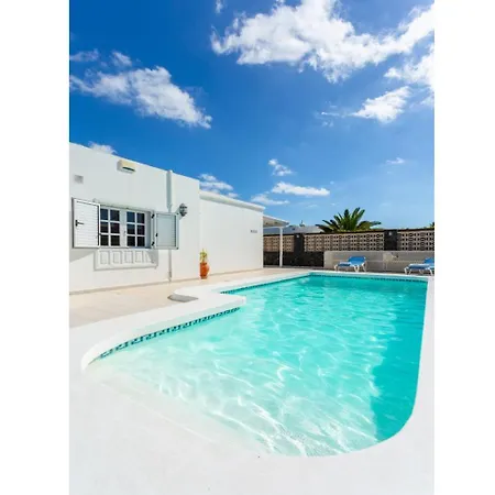 Villa Zoe *